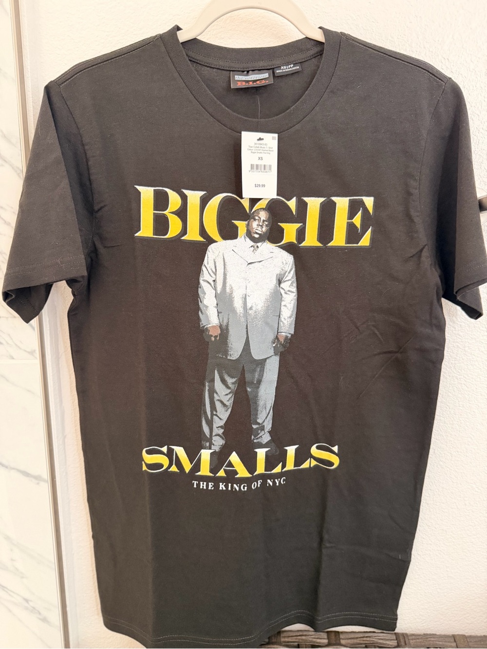 Cotton On Black Graphic 'BIGGIE SMALLS' Tee with Yellow Print